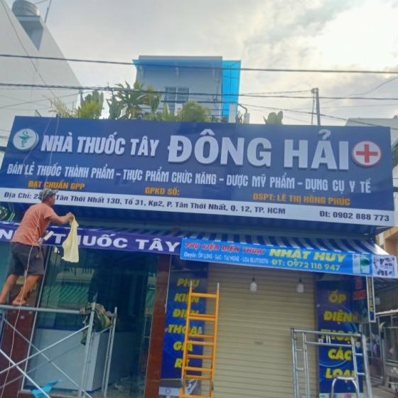 Nhôm Kính Nhà Thuốc Đông Hải